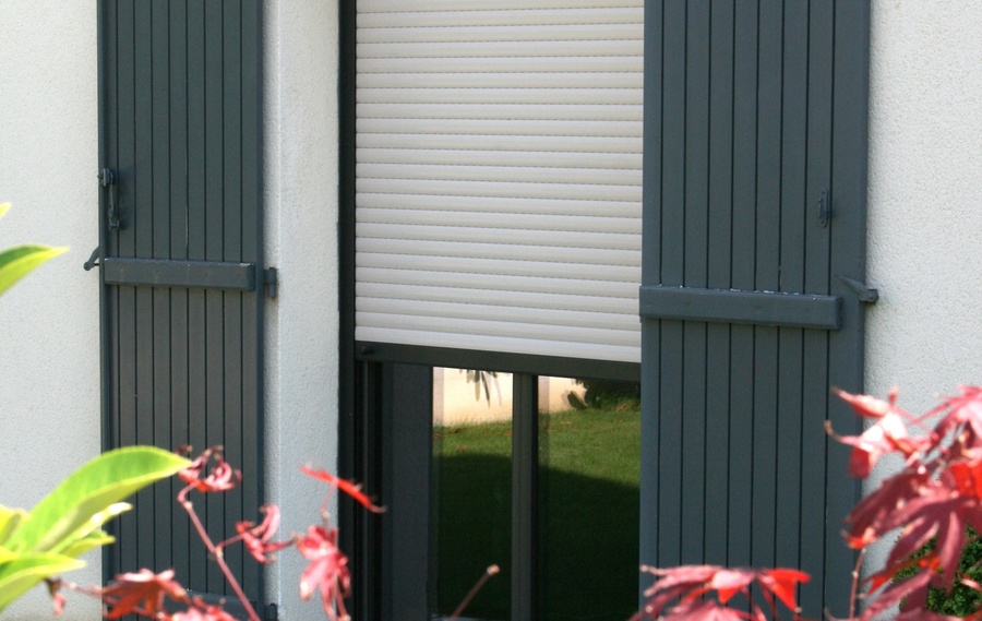 Volets battants roulants et occultants à VIERZON