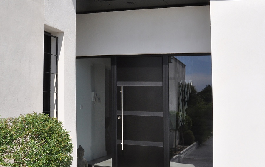 Notre gamme de portes d'entrée en ALU CLASSIQUE et CONTEMPORAINE à VIERZON